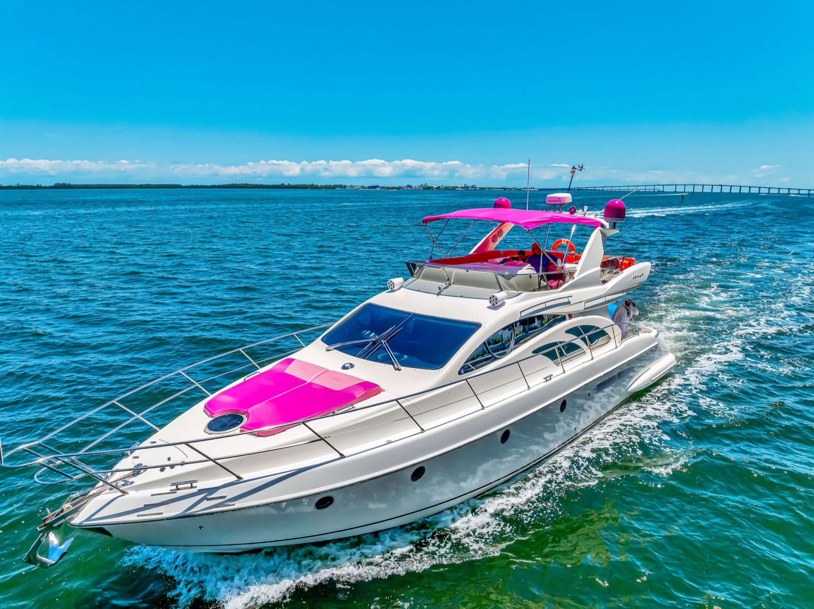 55FT Pink Panther yacht cruising in Miami